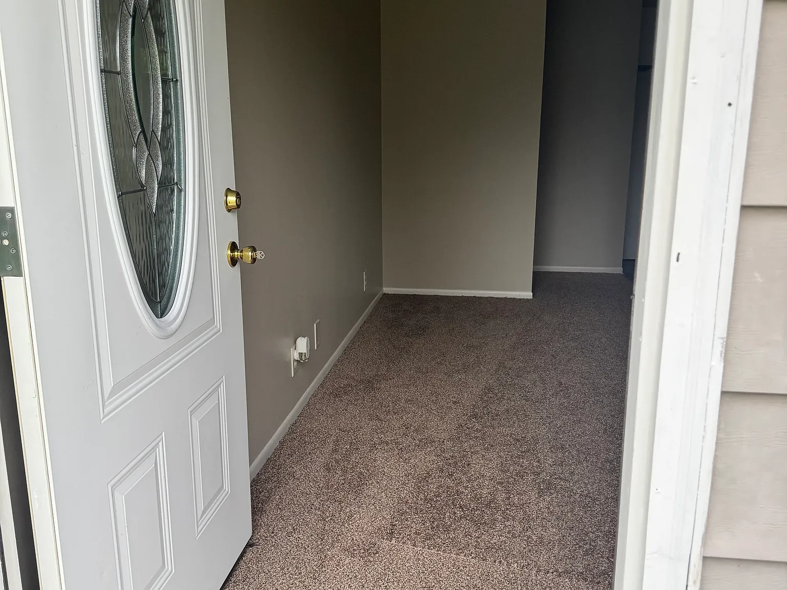 2 bed, 750 sqft, $750 — Photo 4
