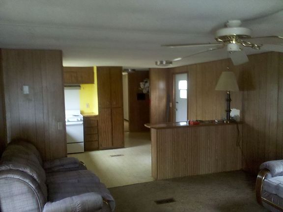 4th image of 1255 Gummers Ln
