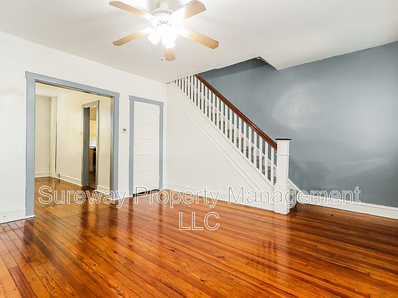 2nd image of 1060 Markee Ter