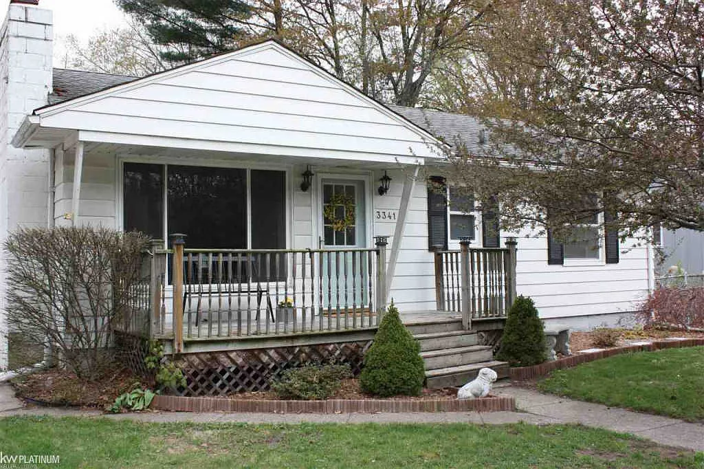 3341 Pine Grove Ave photo 1
