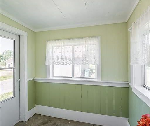 5th image of 2213 Knoll Dr