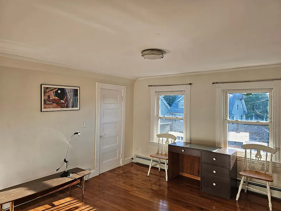 31 Glen St #2