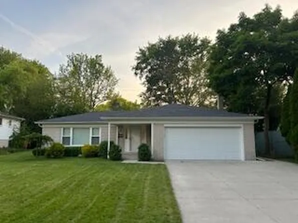 27645 Dover St, Southfield, MI 48076