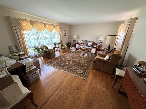 2nd image of 207 Mary Sharp Dr