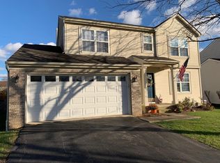 1774 Fern Trail Dr, Lancaster, OH 43130