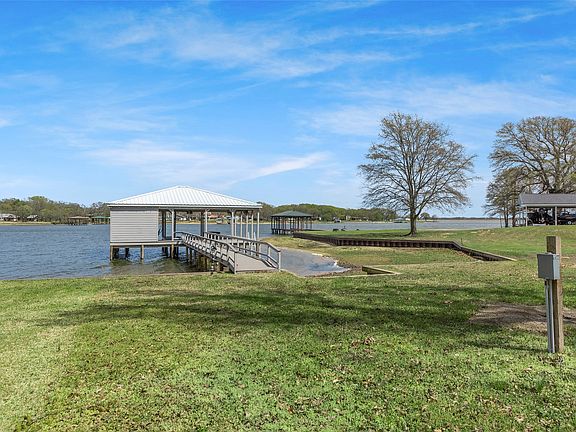 5th image of 2109 Beavers Point