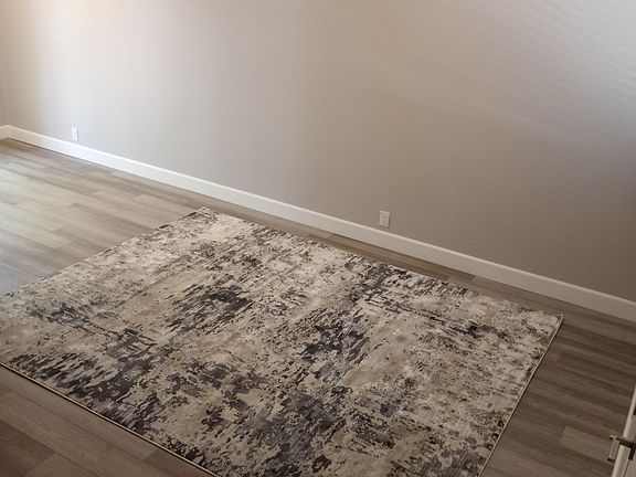 2nd image of 1601 Jordan Dr APT 46