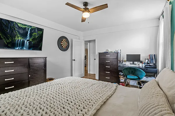 Sold by Douglas Elliman | media 6
