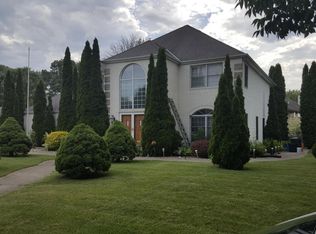 8744 54th Ave, Pleasant Prairie, WI 53158