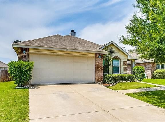 4th image of 709 Crystal Dr