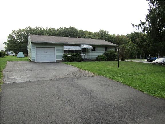 2nd image of 710 Donna Dr