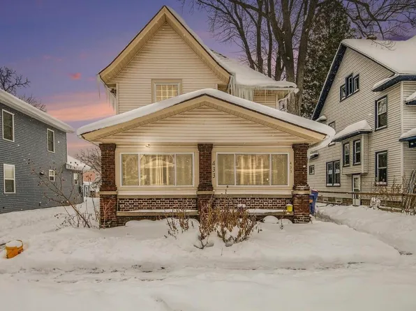 433 Adams St SE, Grand Rapids, MI 49507