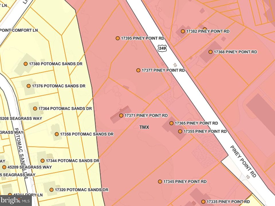 1st image of 17377 Piney Point Rd