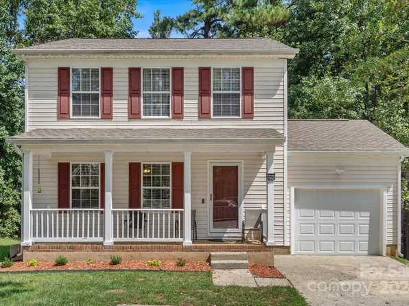 10716 Greatford Ct, Charlotte, NC 28215