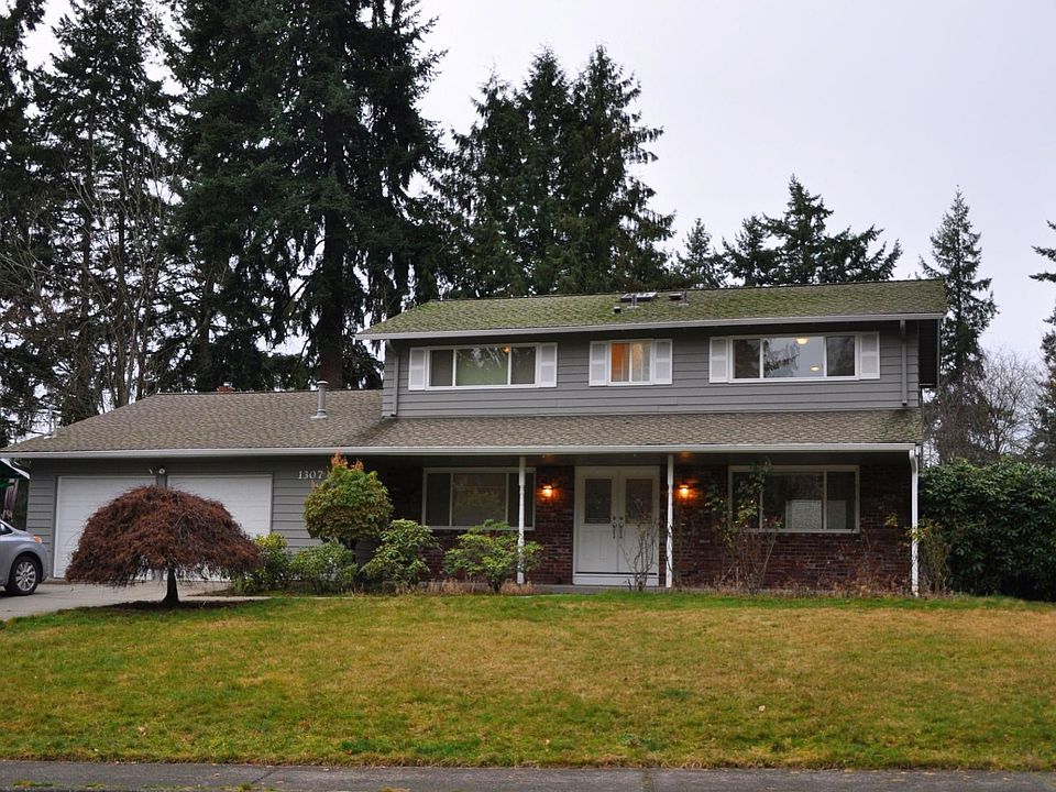 1st image of 1307 151st Pl NE