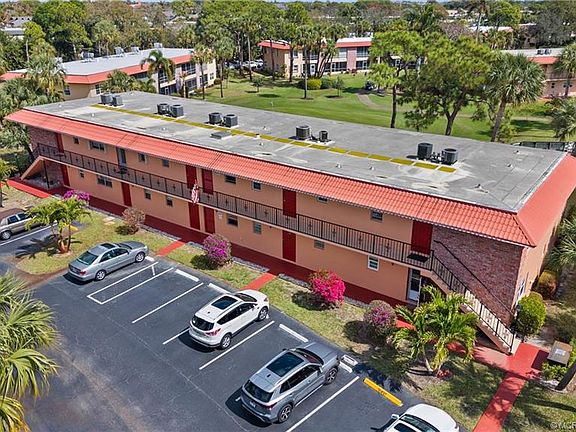 3rd image of 1903 SW Palm City Rd APT C