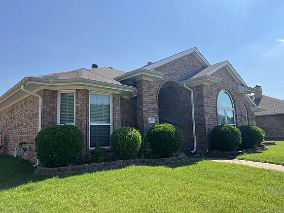 2nd image of 410 Lakedale Dr