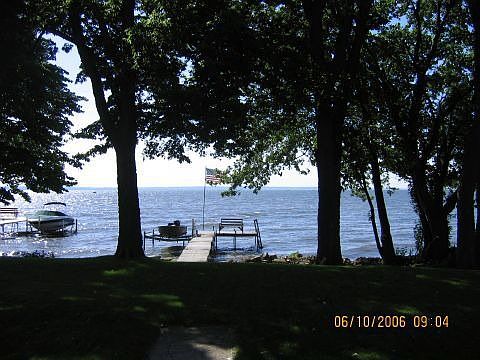 Dock and Boat Lift Included