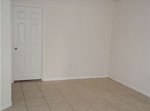 4th image of 13994 N Cypress Cove Cir