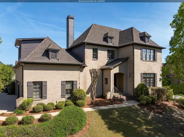 709 Boulder Lake Ln, Vestavia, AL 35242