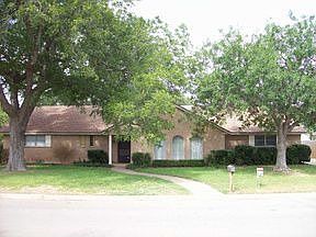1st image of 709 Ivy Ann Dr