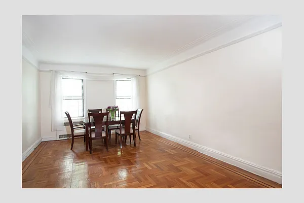 Sold by Stribling | media 1