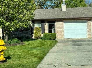 112 Woodland Ct, Mishawaka, IN 46545