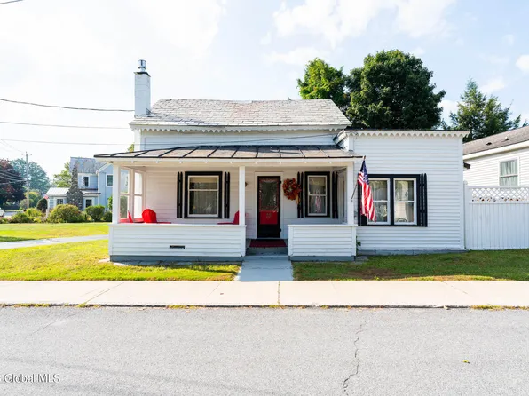 15 First Avenue, Warrensburg, NY 12885
