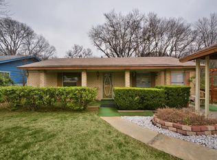 1801 J J Seabrook Dr, Austin, TX 78721