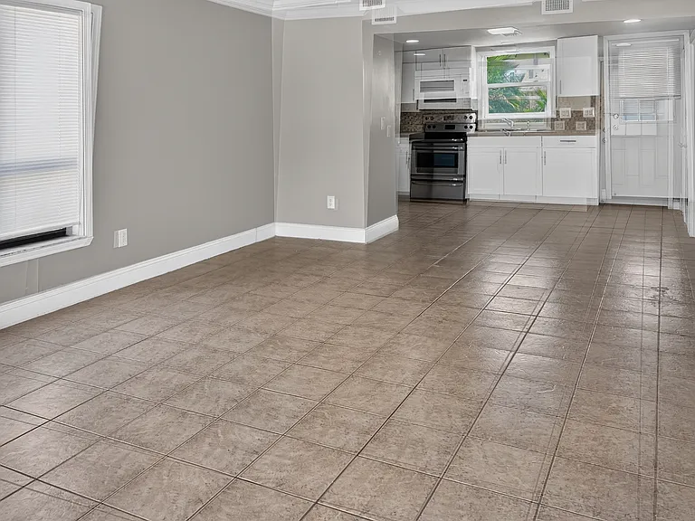 348 Tarpon Ave #6 — Photo 6