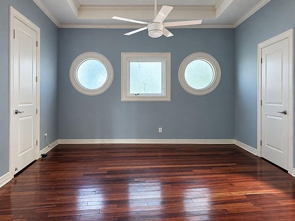 4th image of 17403 Roberts Rd