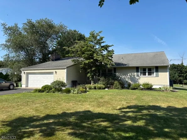 29 1St St, Franklin Twp., NJ 08873