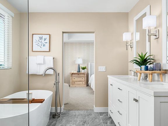 Primary bath with dual sinks and brushed nickel fixtures