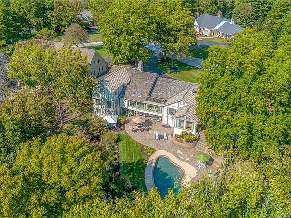 3rd image of 13550 Royal Glen Dr