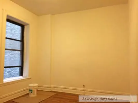 Rented by Sovereign Associates | media 25