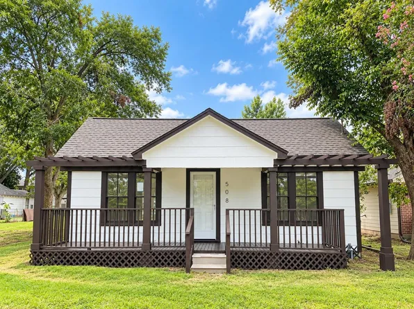 508 Davis St, Wharton, TX 77488