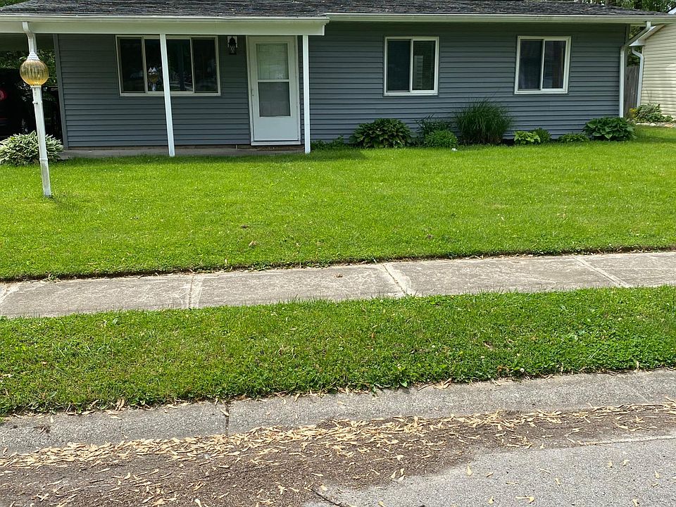 1st image of 2713 W Oliver Dr