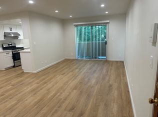 576 E Verdugo Ave #L, Burbank, CA 91501