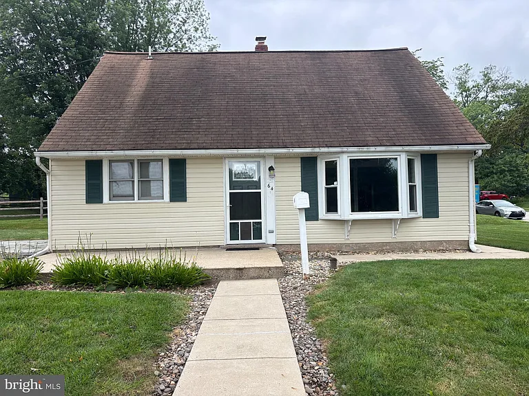 64 Valley Rd — Photo 3