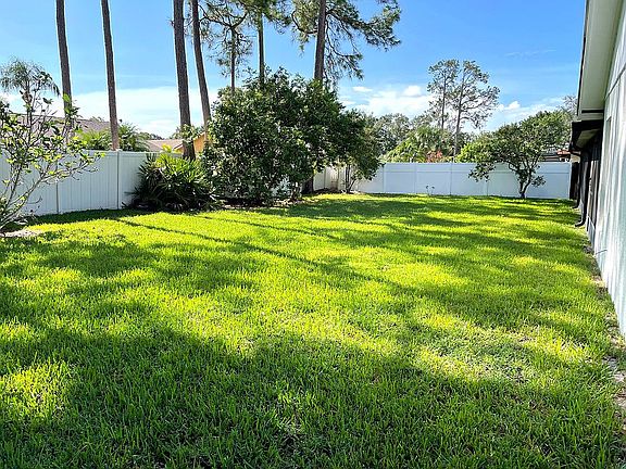 4th image of 9127 Woodbreeze Blvd