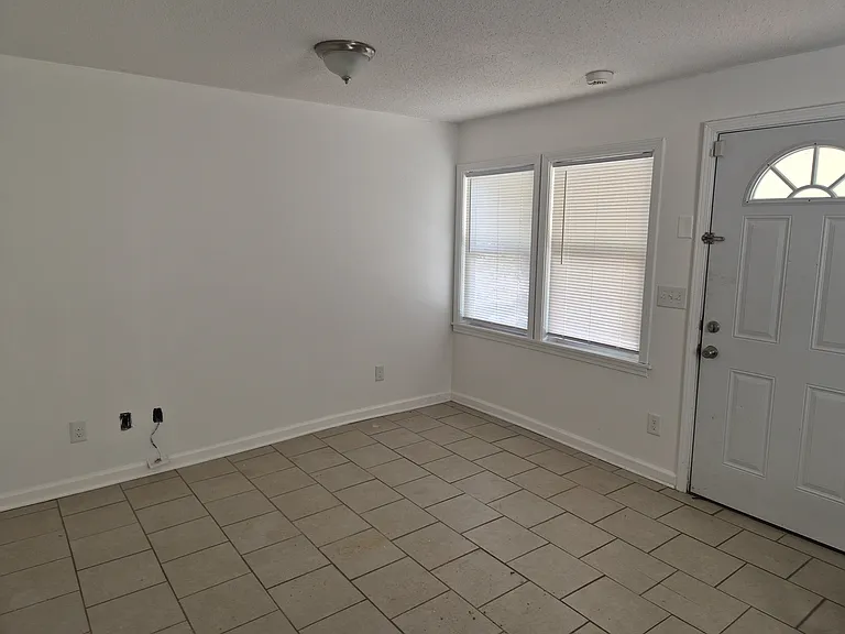 2612 Scottish Pike — Photo 26