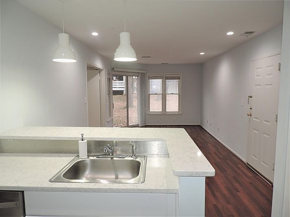 5th image of 3151A Covewood Ct