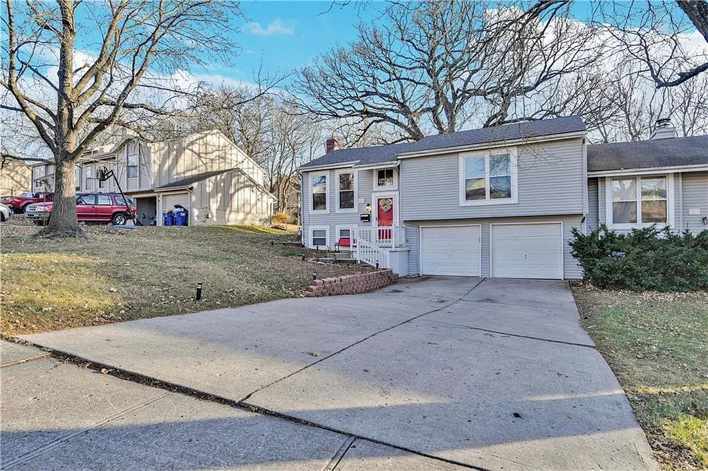 3 bed, 1600 sqft, $2,500 — Photo 1