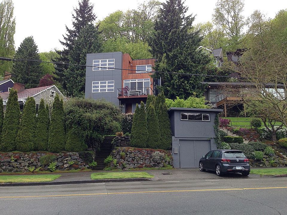 1st image of 2505 Boyer Ave E
