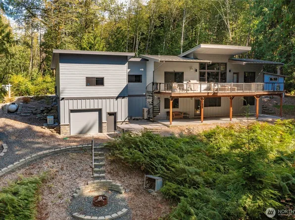 697 Axelson Road, Bellingham, WA 98229