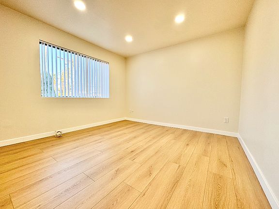 4th image of 5615 Fulcher Ave #19A