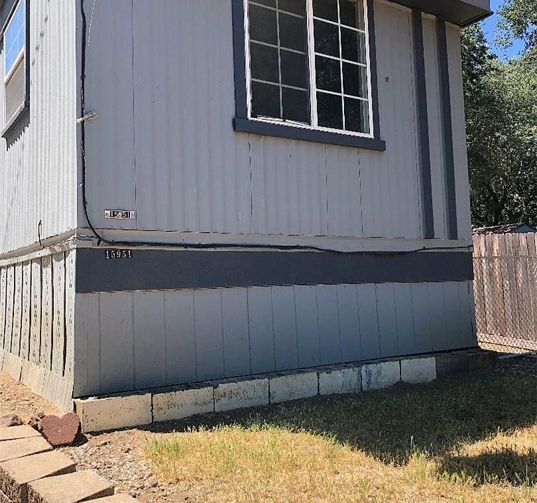 1st image of 15951 21st Ave