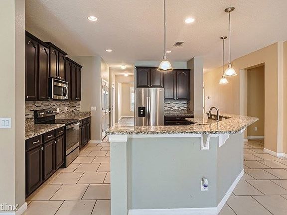 4th image of 781 Galway Blvd