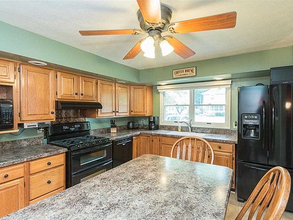 5th image of 1707 Sunnymede Ave