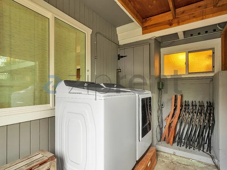717 Pebble Dr — Photo 20